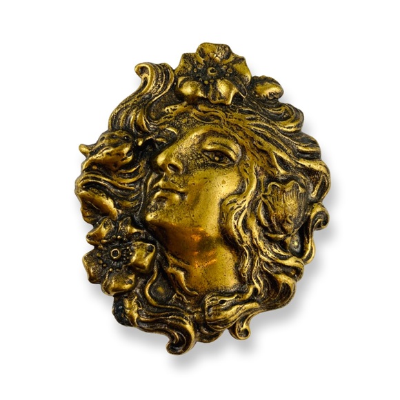 VINTAGE Art Nouveau Style Statuesque Woman Brooch - Picture 1 of 5
